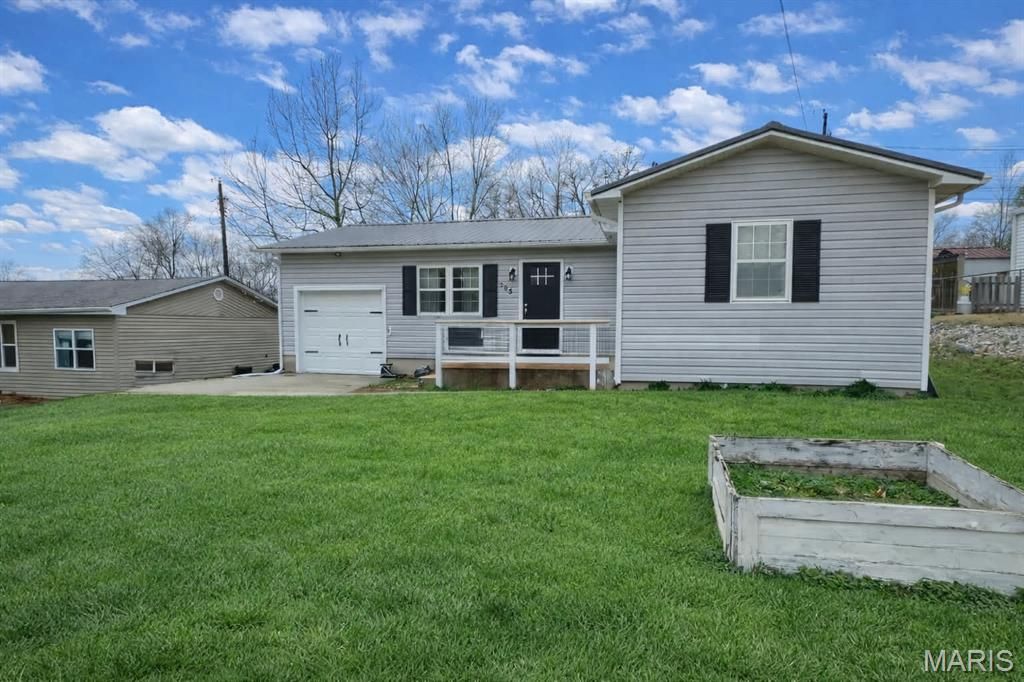 Photo of 205 N Waller Street, Crocker, MO 65452 (MLS # 26013434)