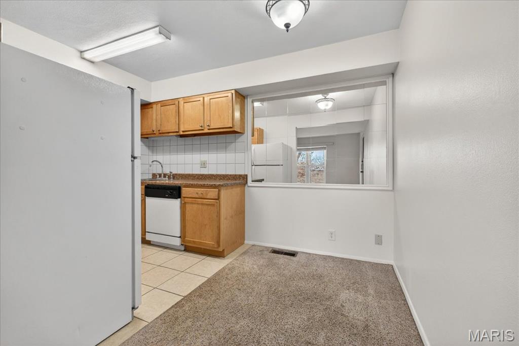 Willow Brook Condo - Residential