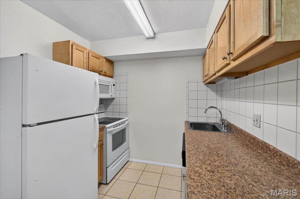 Willow Brook Condo - Residential