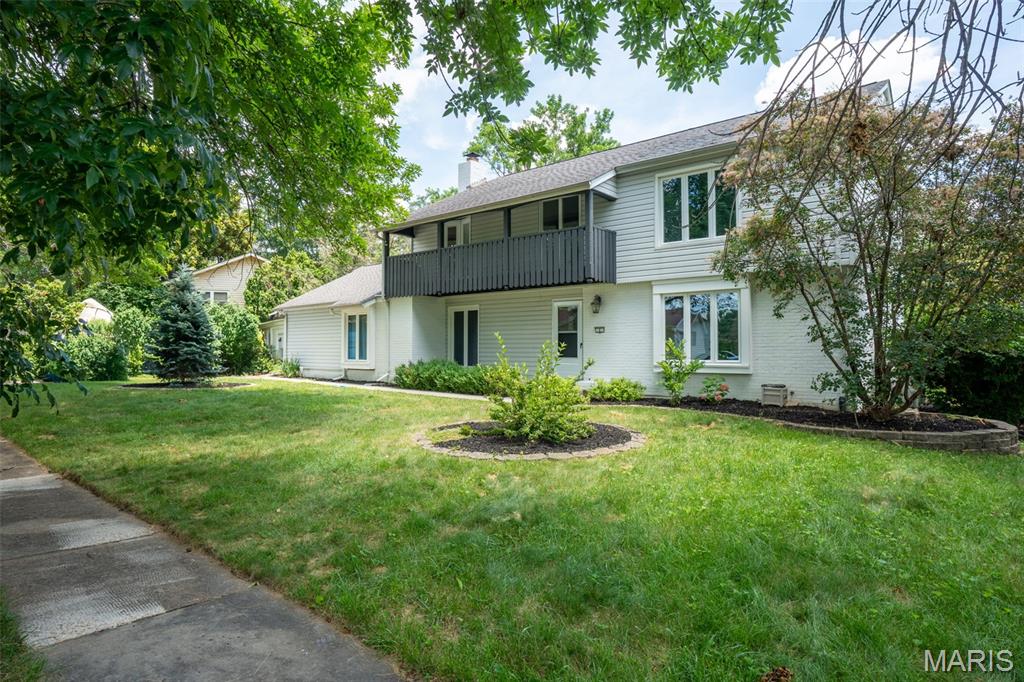 2 Parkrose Court