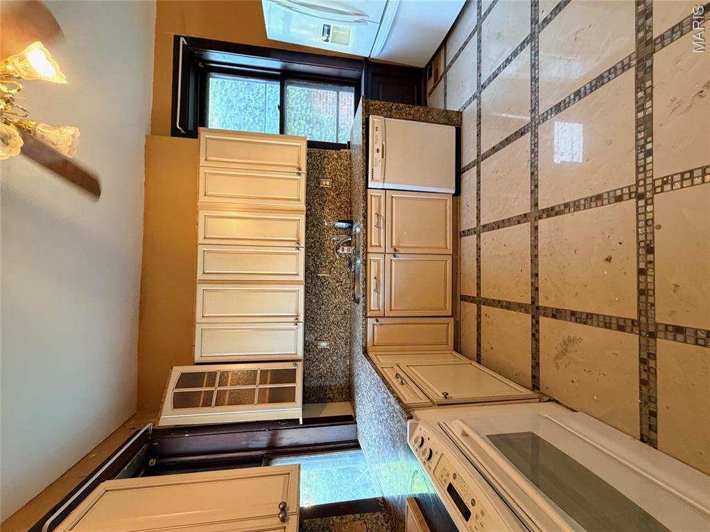 Harens Add - Residential Income