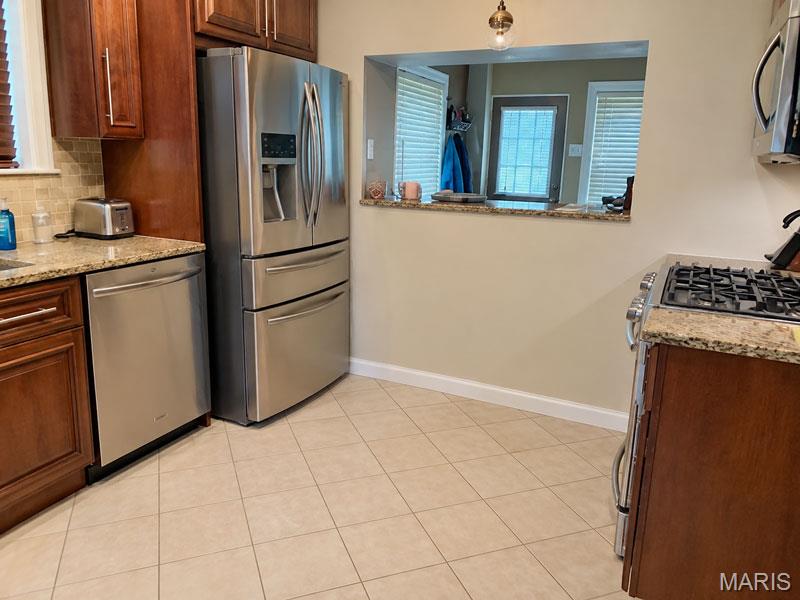 7322 Ravinia Drive