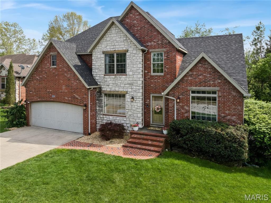 Photo of 2116 E Hawkins Court, Ozark, MO 65721 (MLS # 26025349)