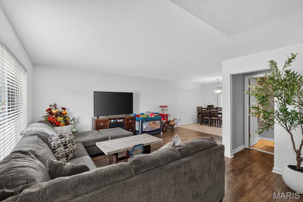 1030 Lacouer Drive