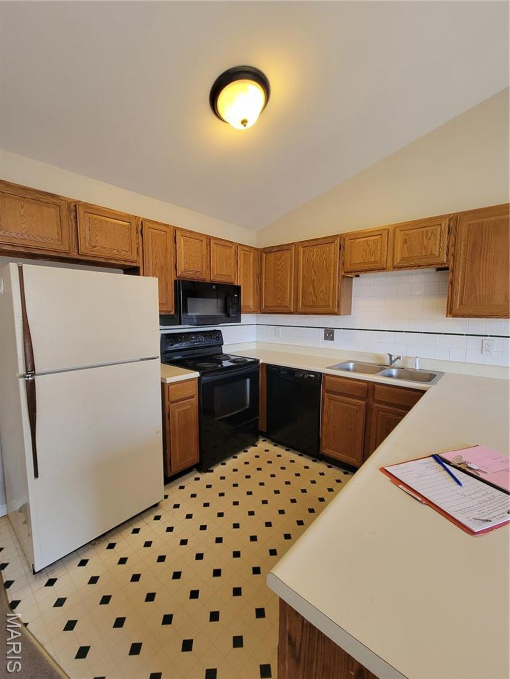 Photo of 1428 Surrey Lane #D, St Peters, MO 63304 (MLS # 26002841)