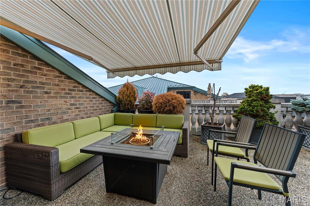 Shaw Park Villas Ph 2 Condo - Residential