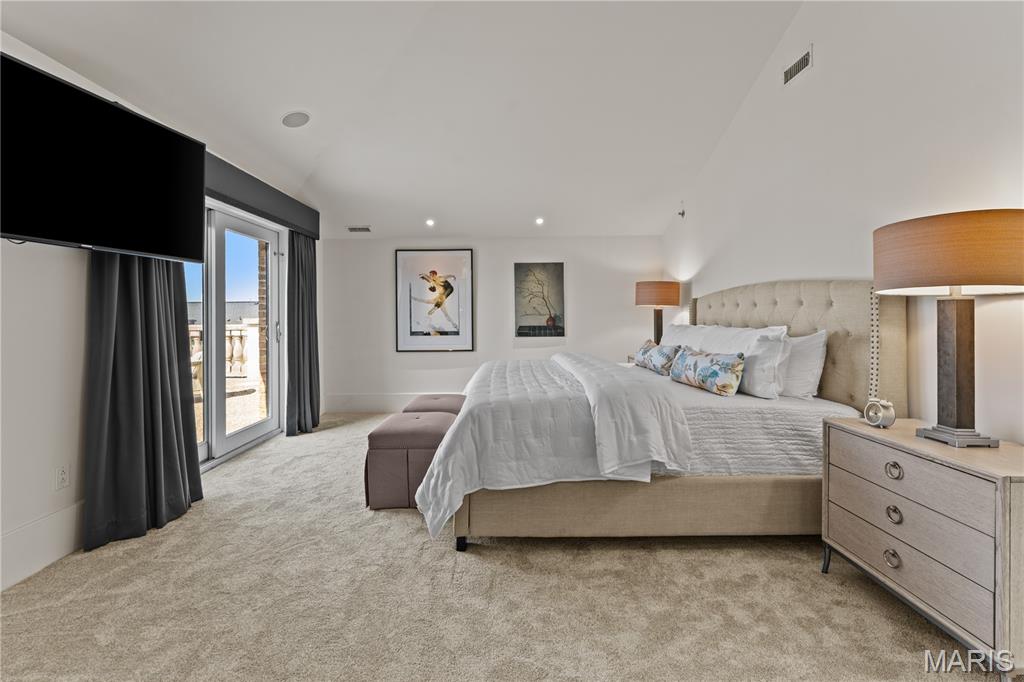 Shaw Park Villas Ph 2 Condo - Residential