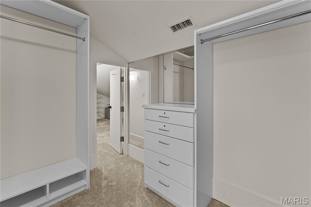 Shaw Park Villas Ph 2 Condo - Residential