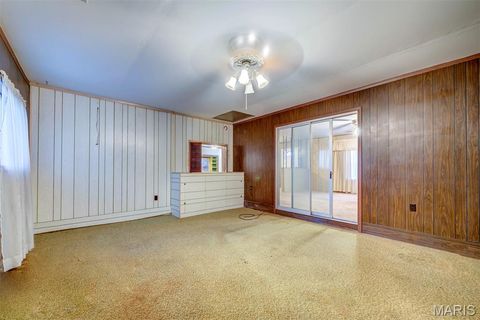 Tiny photo for 311 Utz Lane, Hazelwood, MO 63042 (MLS # 26030670)