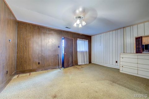 Tiny photo for 311 Utz Lane, Hazelwood, MO 63042 (MLS # 26030670)