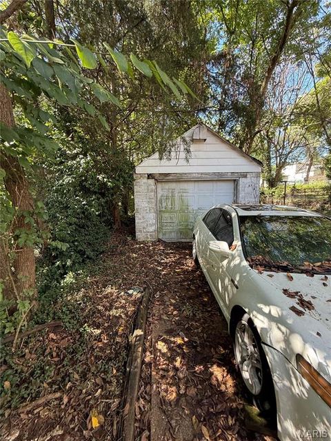 Tiny photo for 615 Cornell Avenue, Webster Groves, MO 63119 (MLS # 25066468)