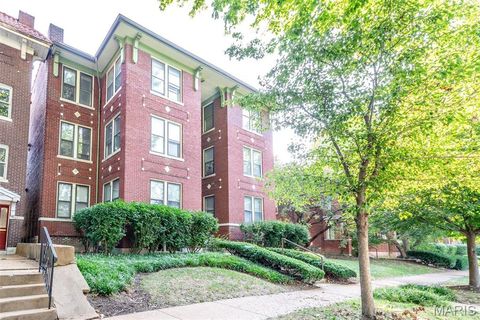 Tiny photo for 5845 Nina Place #3W, St Louis, MO 63112 (MLS # 26011971)