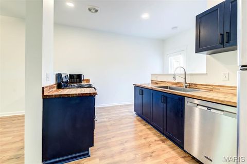 Tiny photo for 5845 Nina Place #3W, St Louis, MO 63112 (MLS # 26011971)