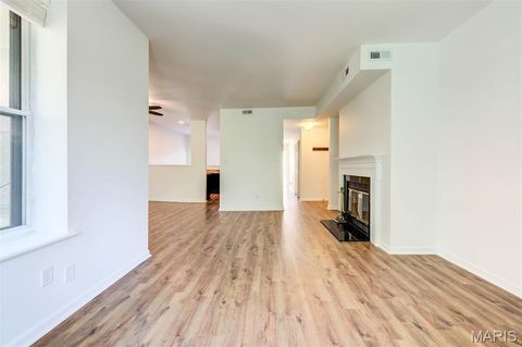 Tiny photo for 5845 Nina Place #3W, St Louis, MO 63112 (MLS # 26011971)