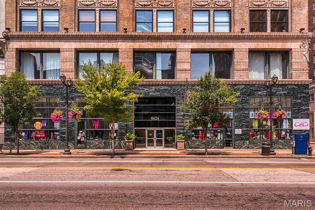 901 Washington Avenue 411