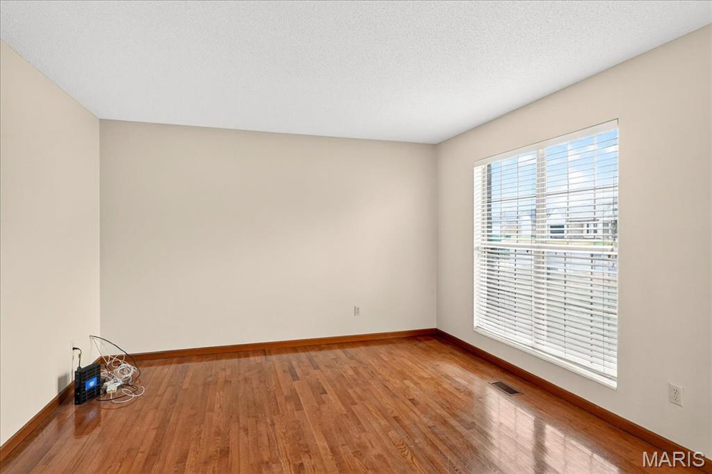 1013 Hawthorne Place