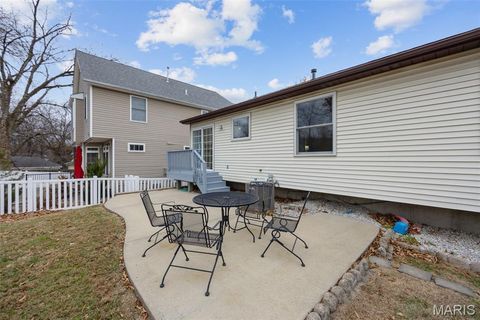 Tiny photo for 330 Oak Tree Drive, Webster Groves, MO 63119 (MLS # 25082161)