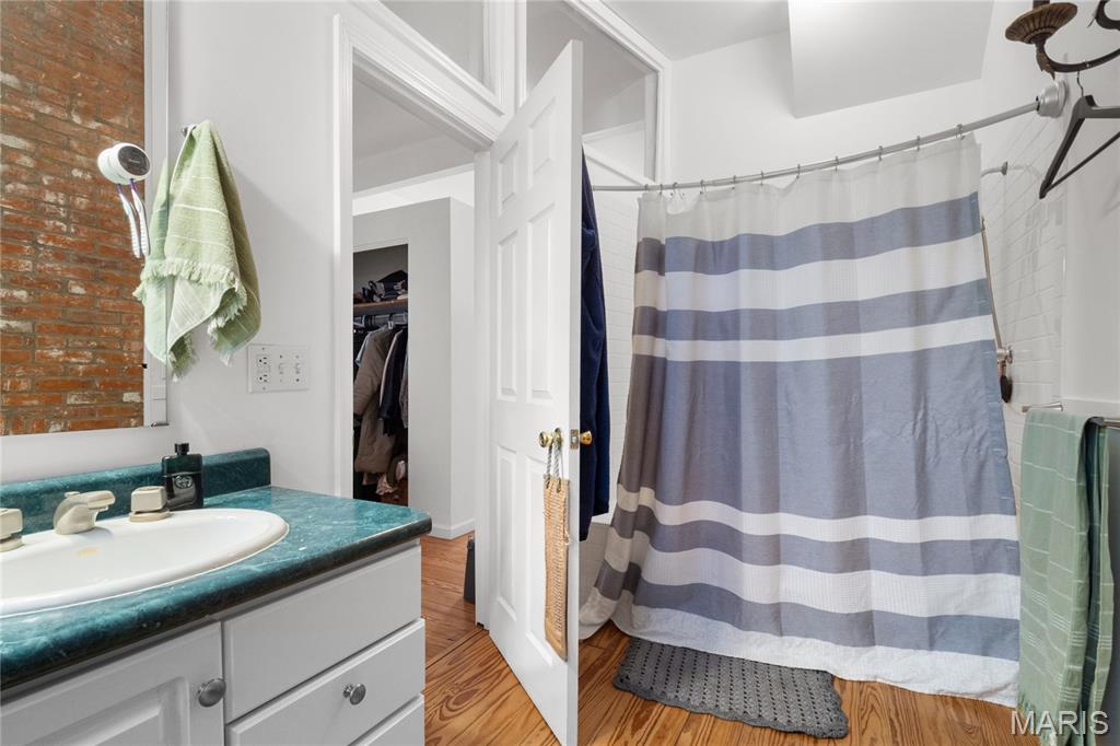 St Louis, Missouri 63104, United States, 3 Bedrooms Bedrooms, ,3 BathroomsBathrooms,Residential,Active,174003