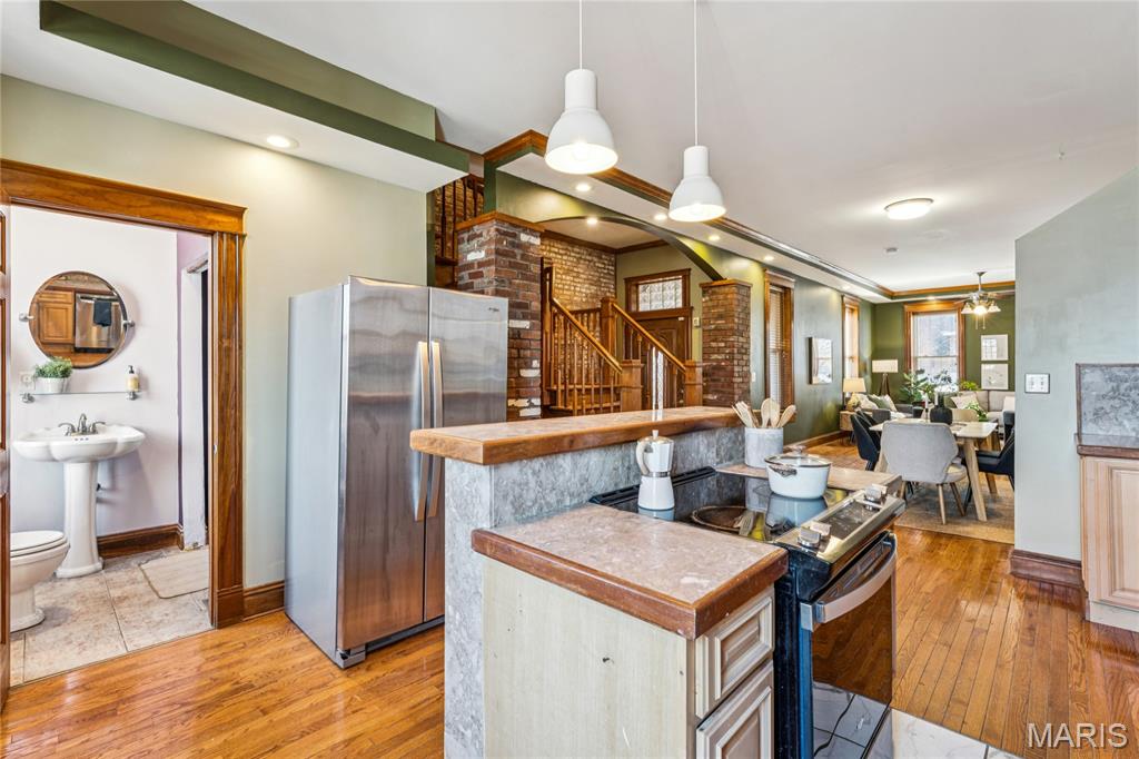 St Louis Commons Add - Residential