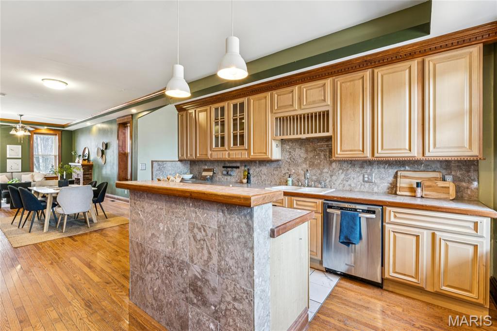 St Louis Commons Add - Residential