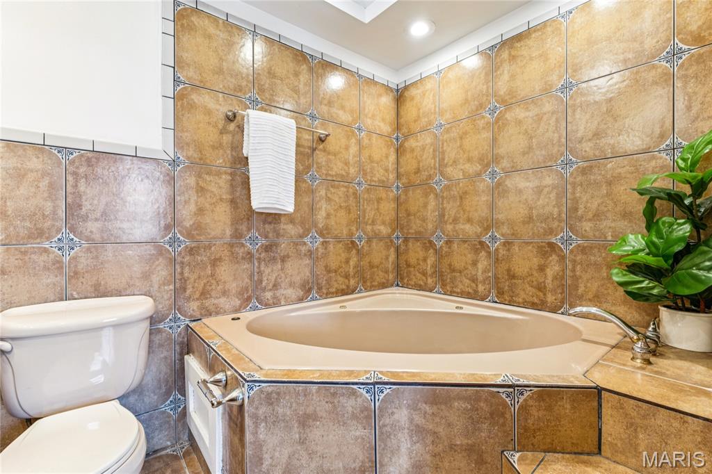 St Louis Commons Add - Residential