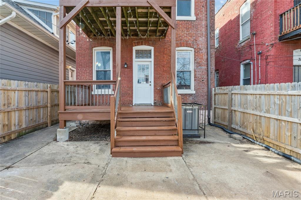 St Louis Commons Add - Residential