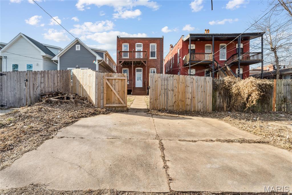 St Louis Commons Add - Residential