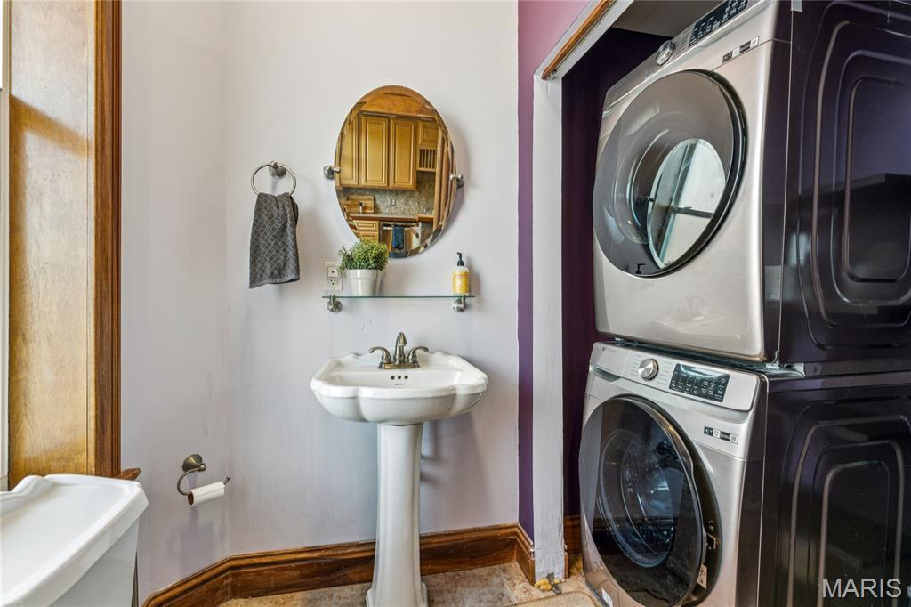 St Louis Commons Add - Residential