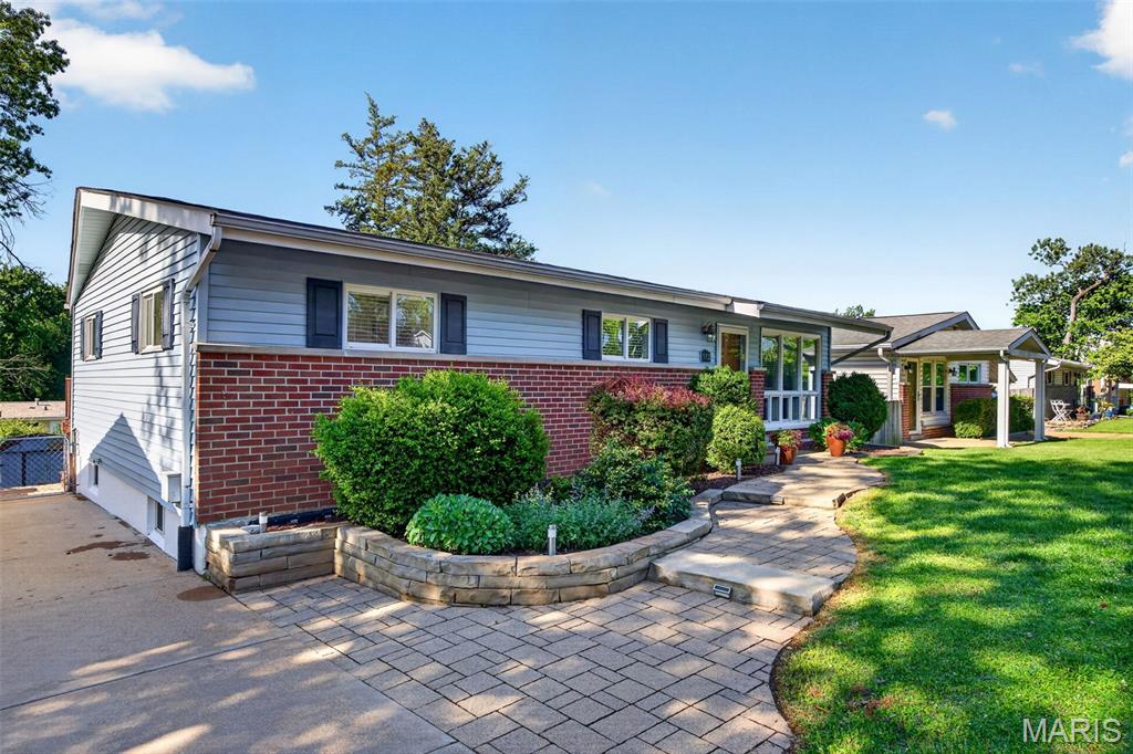 Oak Crest 2 - Residential