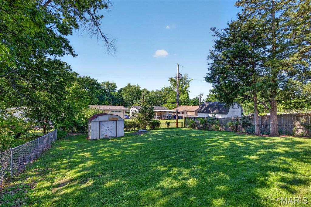 Oak Crest 2 - Residential