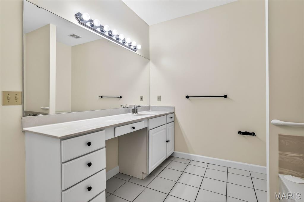 Mill Crossing Condo 2 - Residential