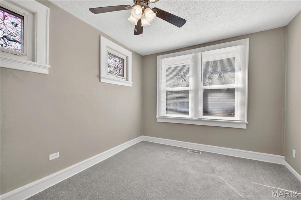 Laughlins Add To Sycamore Hills - Residential