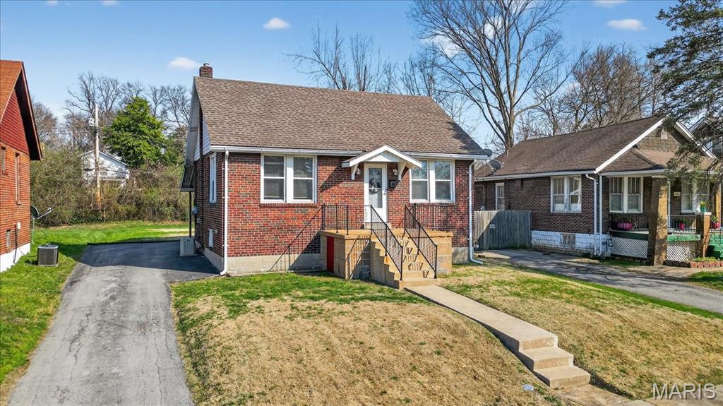 2448 Gothland Avenue