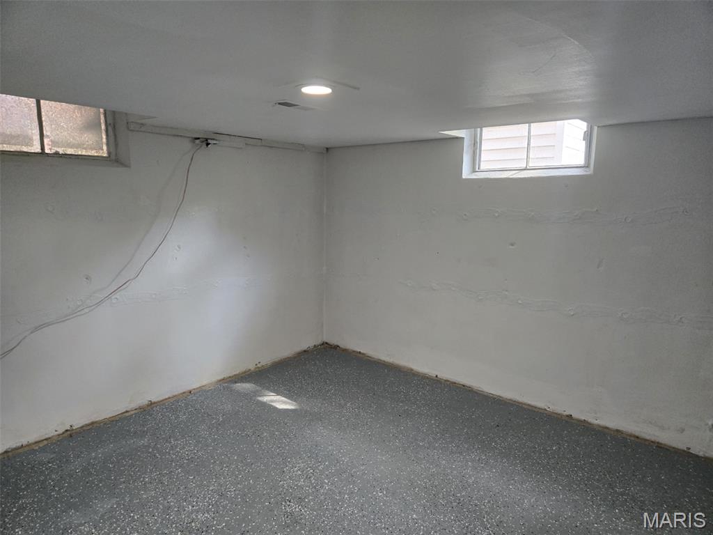 Florissant, Missouri 63031, United States, 3 Bedrooms Bedrooms, ,2 BathroomsBathrooms,Residential,Coming Soon,162129