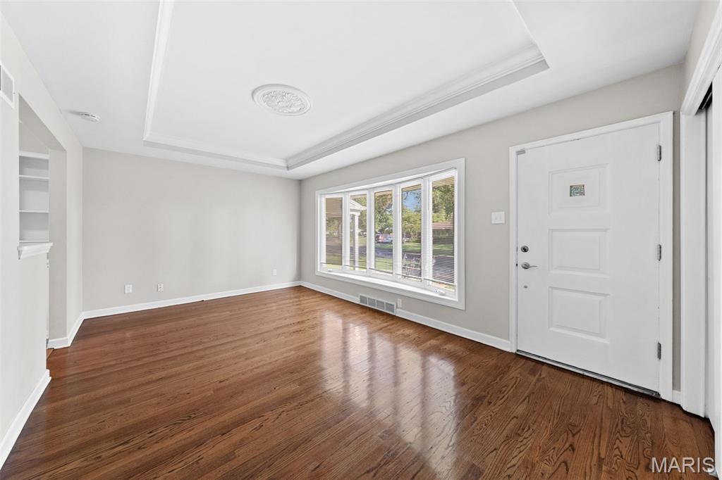 Florissant, Missouri 63031, United States, 3 Bedrooms Bedrooms, ,2 BathroomsBathrooms,Residential,Coming Soon,162129