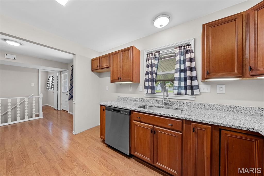 Florissant, Missouri 63031, United States, 3 Bedrooms Bedrooms, ,2 BathroomsBathrooms,Residential,Coming Soon,162129