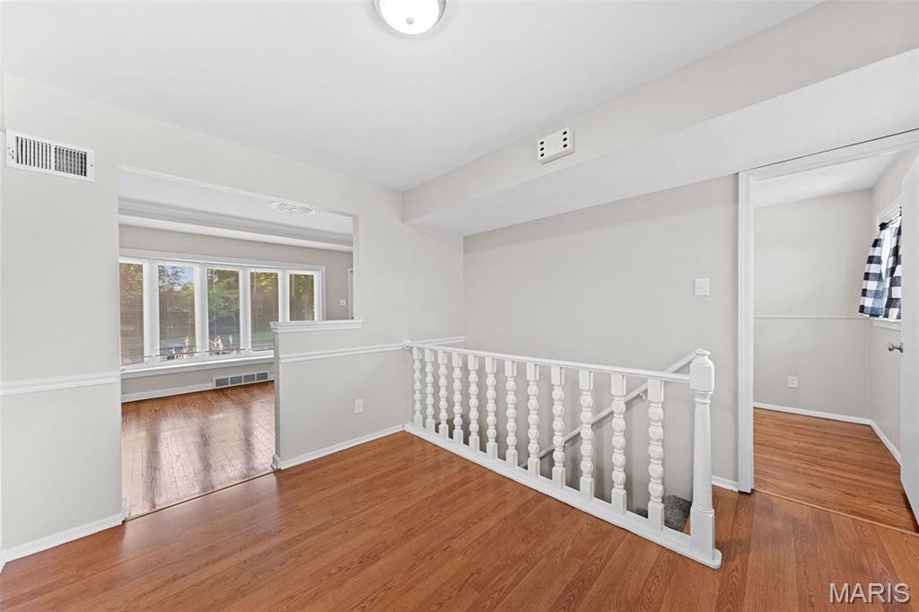 Florissant, Missouri 63031, United States, 3 Bedrooms Bedrooms, ,2 BathroomsBathrooms,Residential,Coming Soon,162129