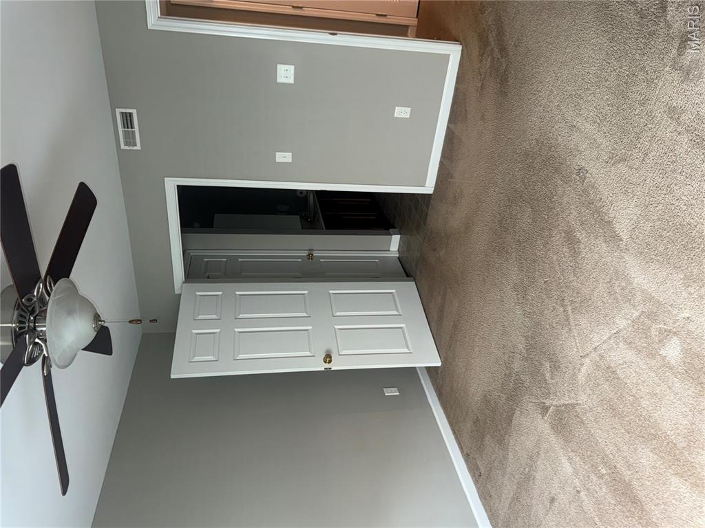 Springhurst Terrace #16 - Residential