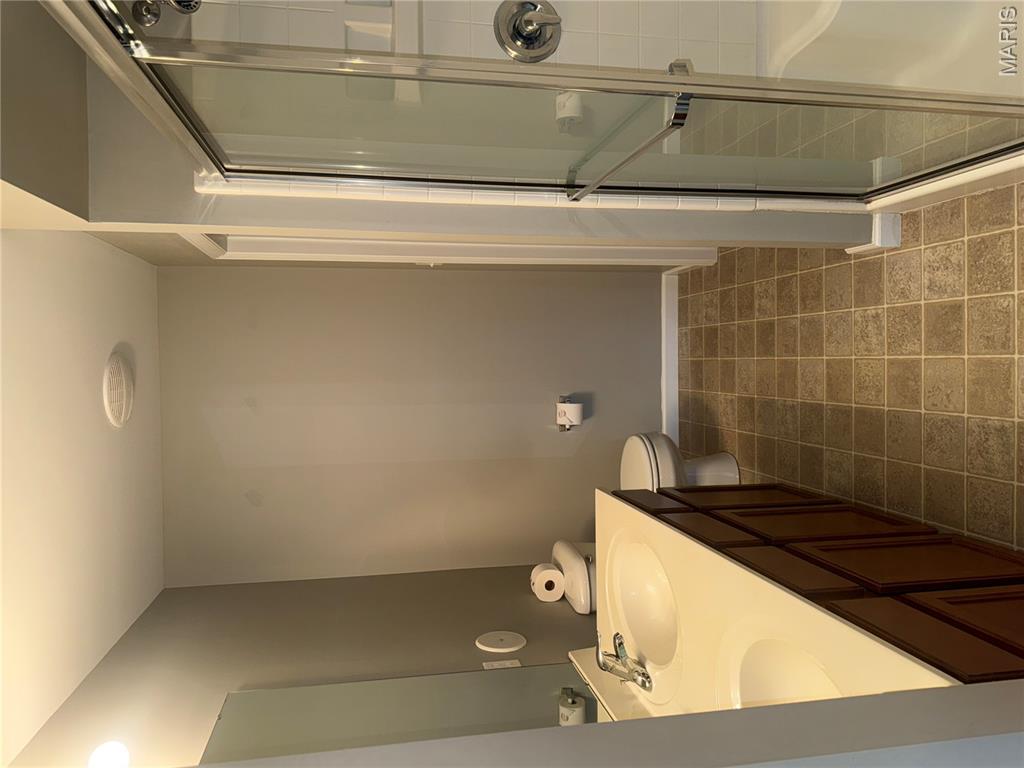 Springhurst Terrace #16 - Residential