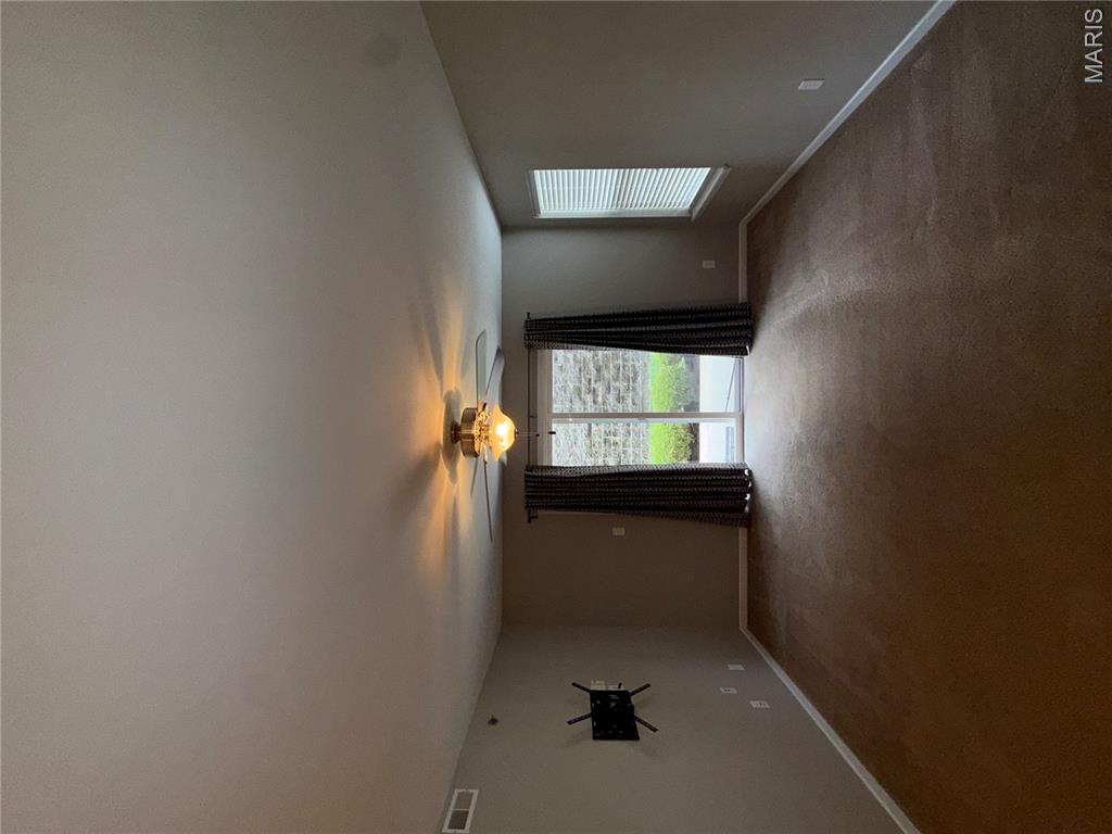 Springhurst Terrace #16 - Residential