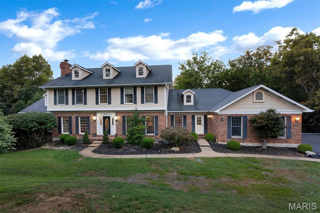Photo of 37 Kennerly Manor Drive, St Louis, MO 63128 (MLS # 26048947)