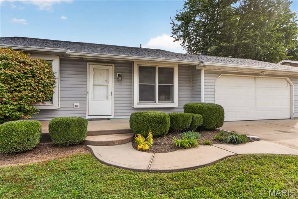 19 Fawn Meadows Drive