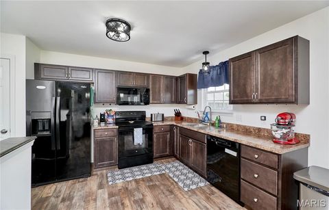 Tiny photo for 121 Arundel Drive, Troy, MO 63379 (MLS # 26026421)