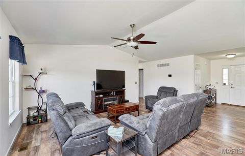 Tiny photo for 121 Arundel Drive, Troy, MO 63379 (MLS # 26026421)