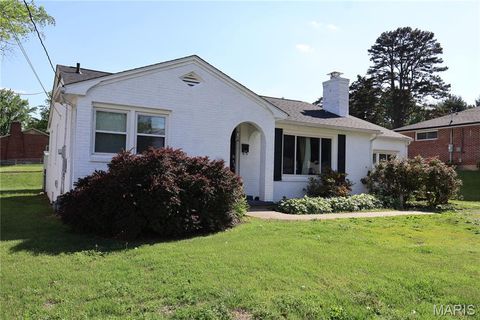 Photo of 2637 Hopper Road, Cape Girardeau, MO 63701 (MLS # 26025435)