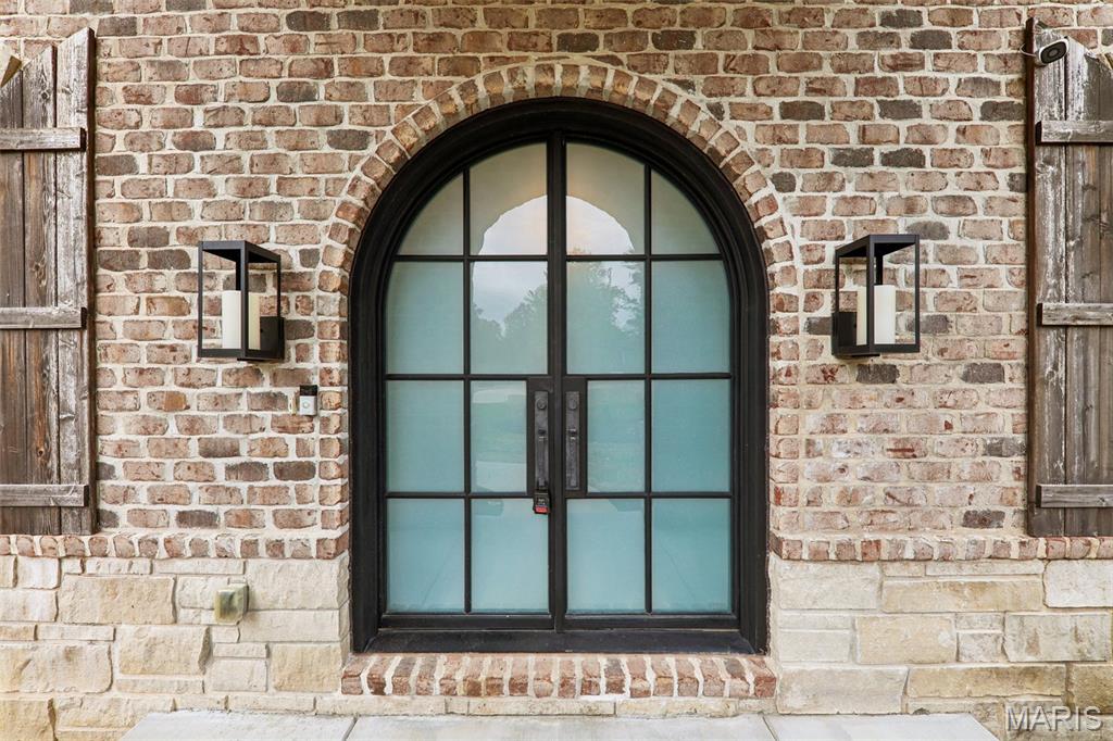 Lone Pine Woods One - Residential