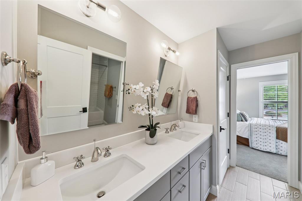 Lone Pine Woods One - Residential