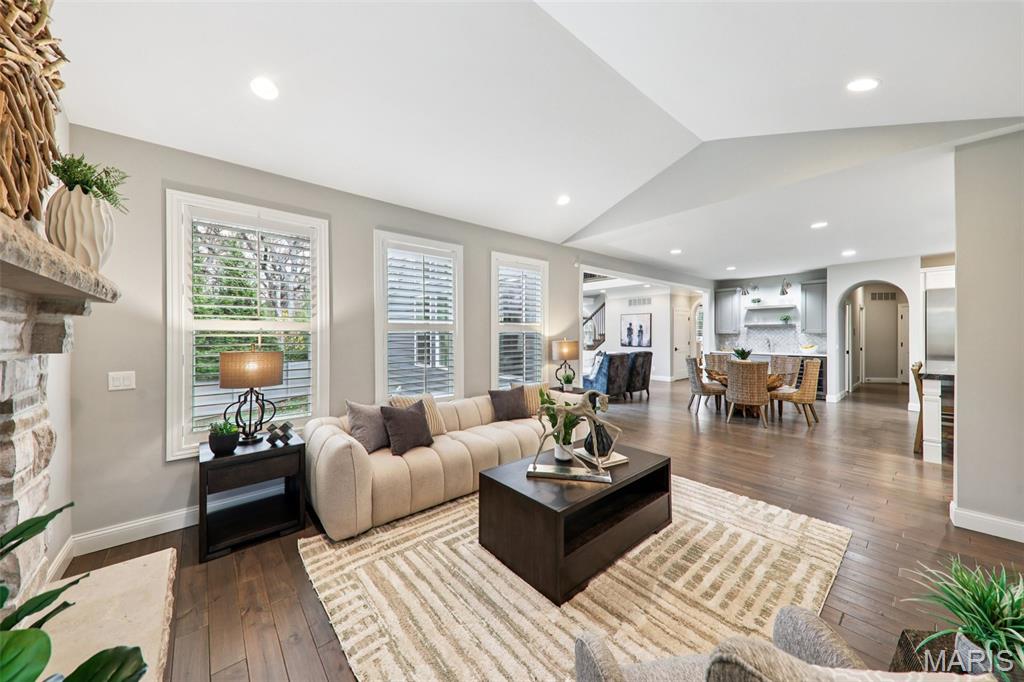 Lone Pine Woods One - Residential