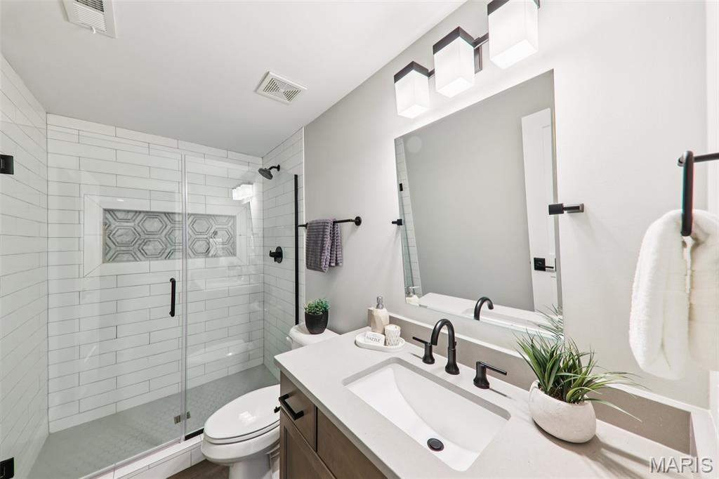 Lone Pine Woods One - Residential