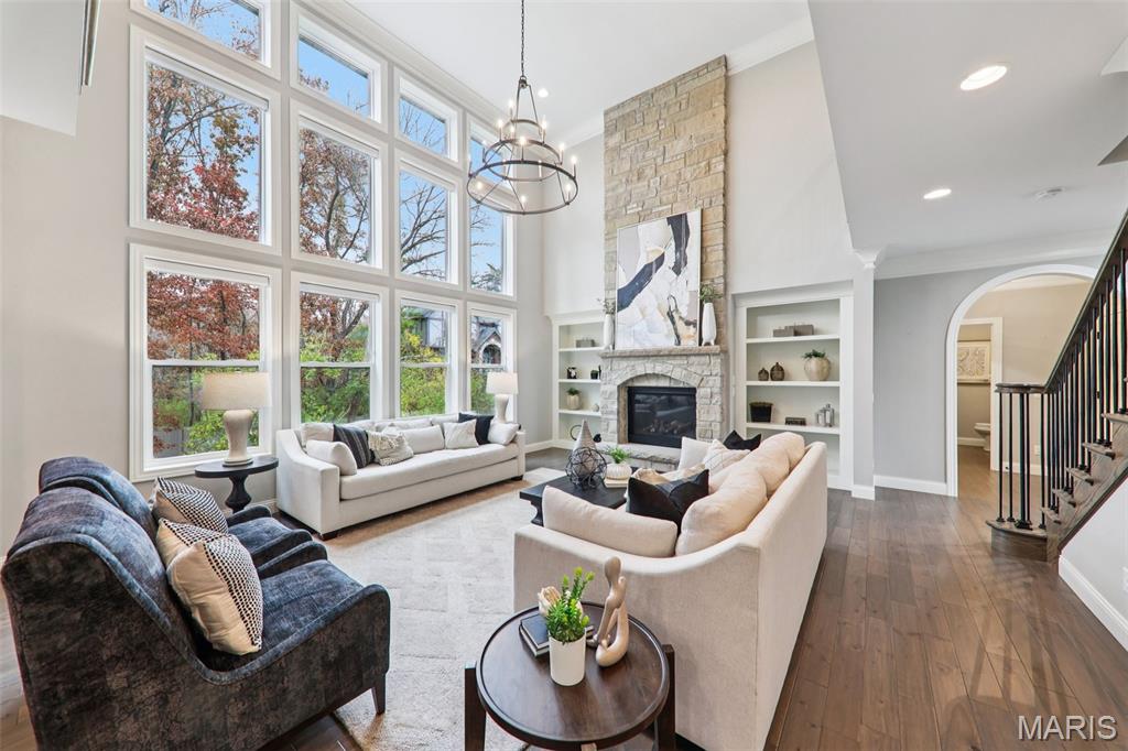 Lone Pine Woods One - Residential